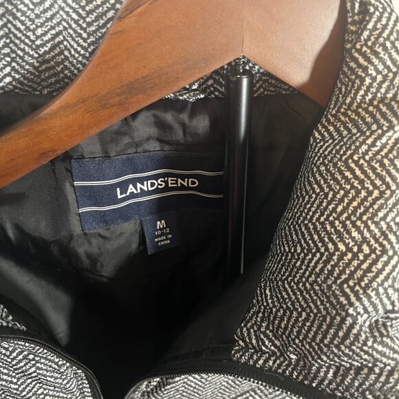 Lands' End Women’s Black & White Quilted Puffer Vest | Size Medium - Picture 3 of 4